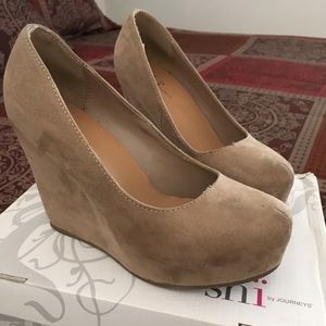 Shi by Journeys Wedges